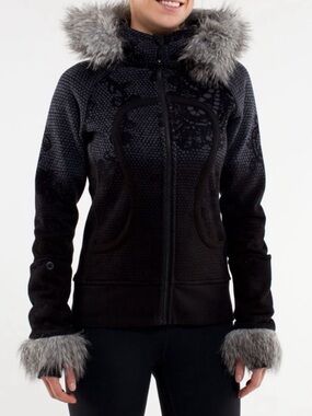 LIMITED EDITION FUR BLACK LACE SCUBA